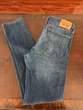 Levi's Men's Medium Blue Slim Straight Jeans